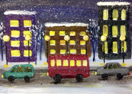 Рисунок «Автобус на улице вечернего города»: небо, дорога, здания с жёлтыми окнами, на дороге автобус и два авто; фонари вдоль дороги; снег на крышах домов, снег поверх рисунка (брызгами), деревья