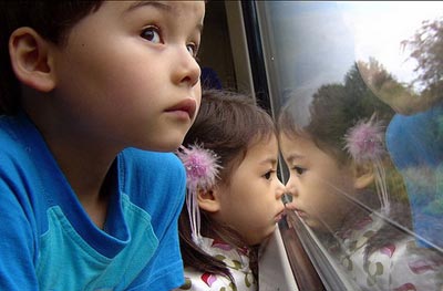 Как сделать поездку на поезде интересной для ребенка