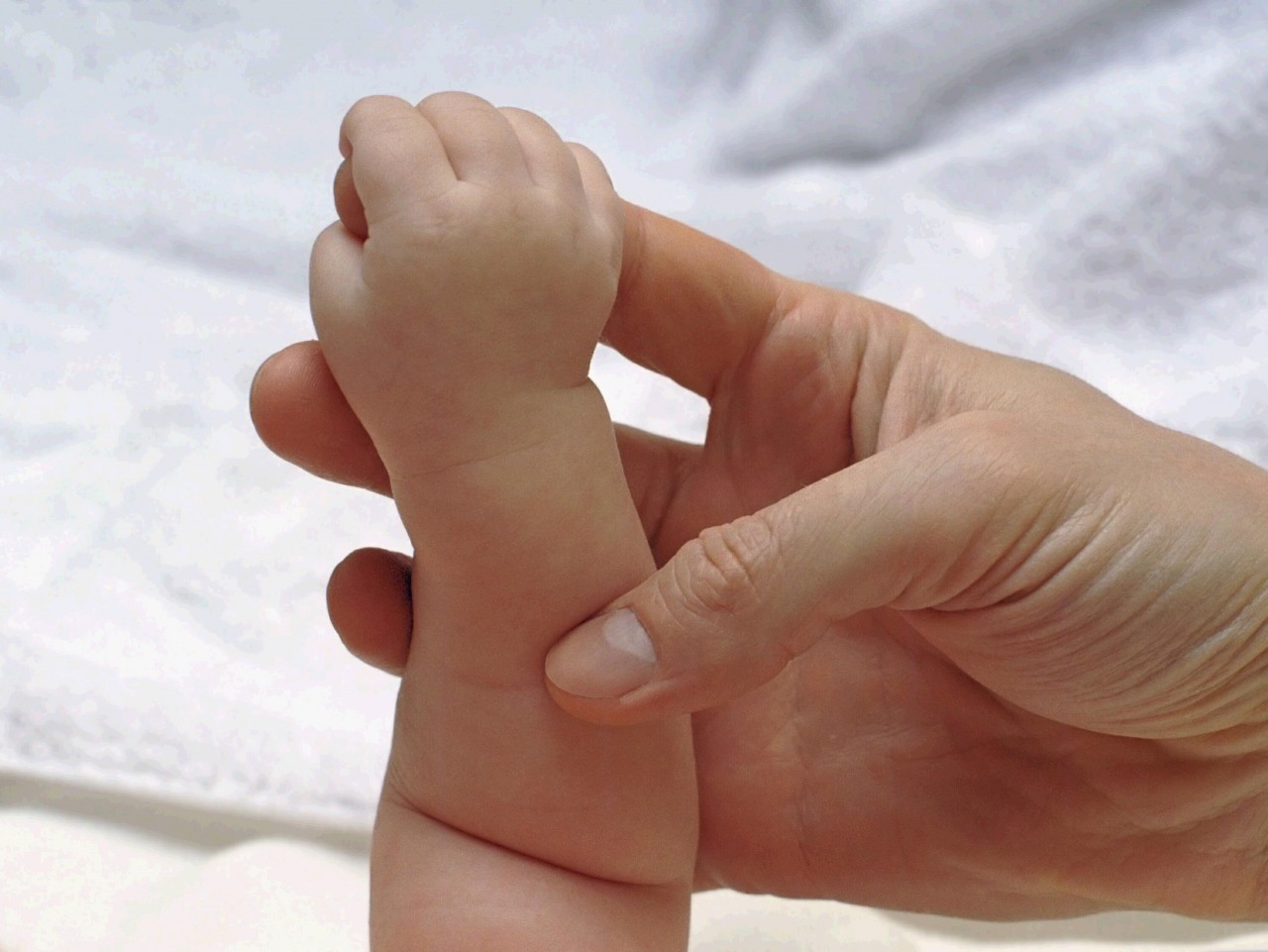 Пальчиковая гимнастика: развиваем руки малыша